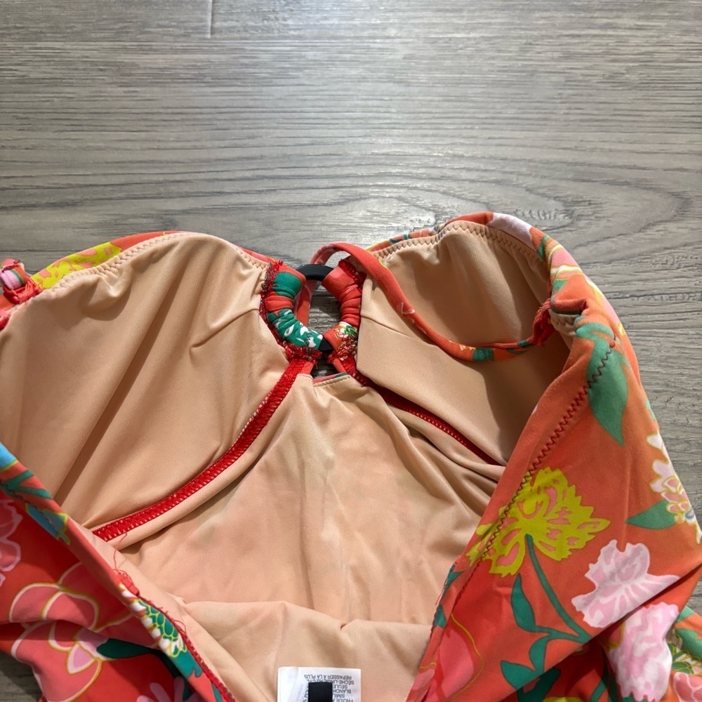 J.Crew Gavotte Floral Ring Halter One Piece Swimsuit Orange Womens Sz 6 Tropical - Picture 6 of 9